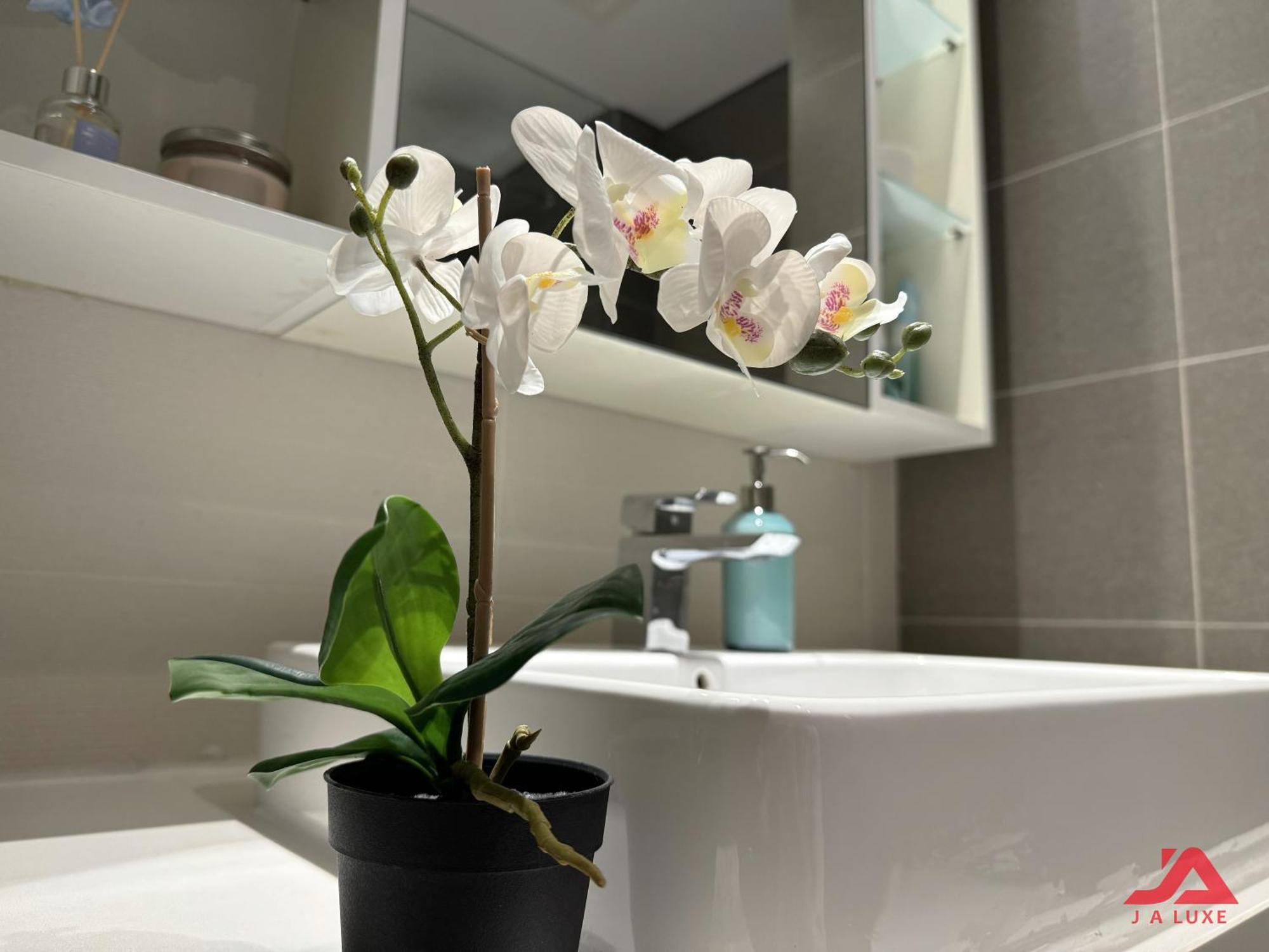 Cozy Sea View Apt In Liv Residence Tower, Dubai Marina Cozy Marina & Sea View Apt In Bay Central Tower With Modern Gym & Pool, Steps To Jbr Beach & Metro Bagian luar foto